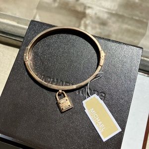 Michael Kors Gold Crystal locket Band